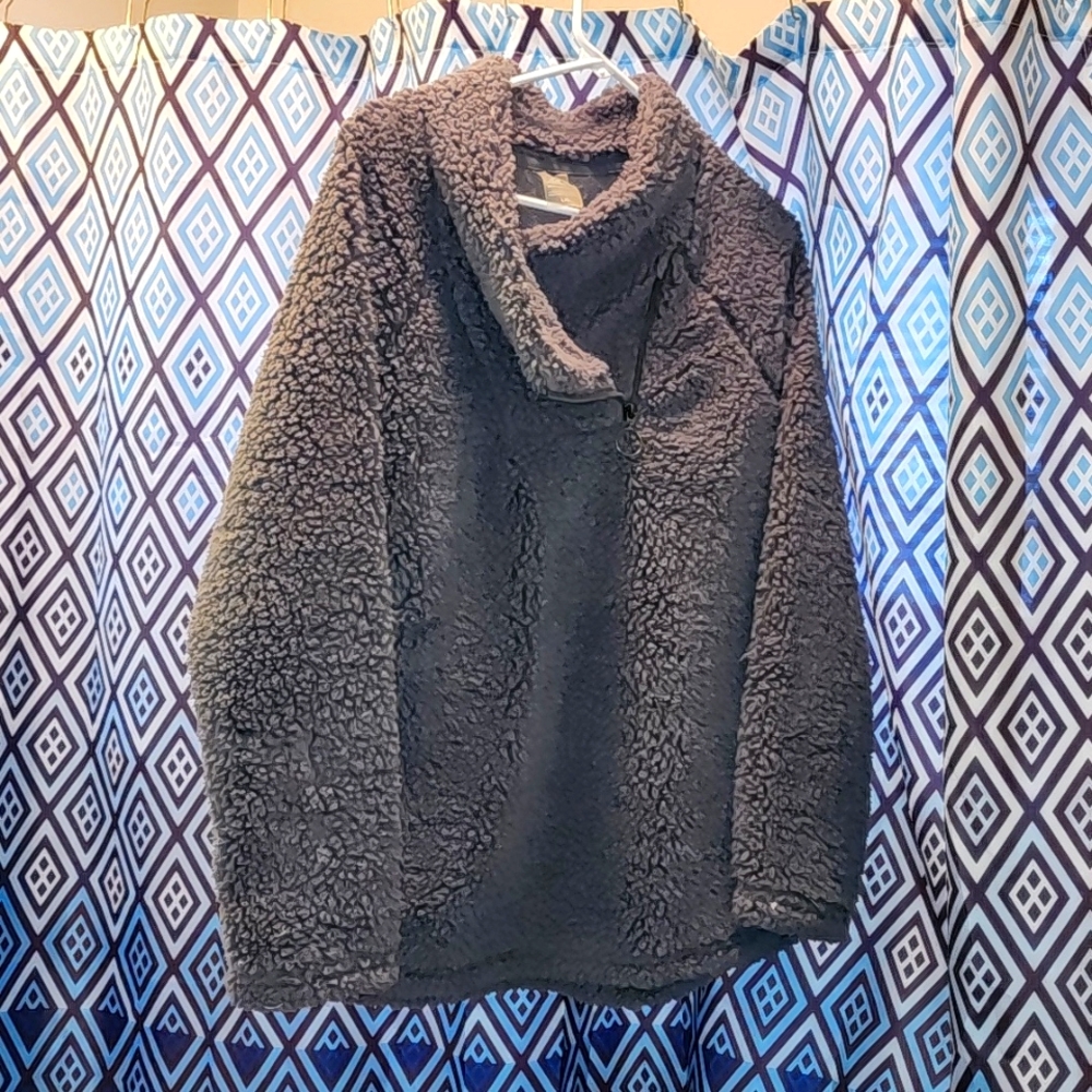 ZeroXposur Large fuzzy jacket